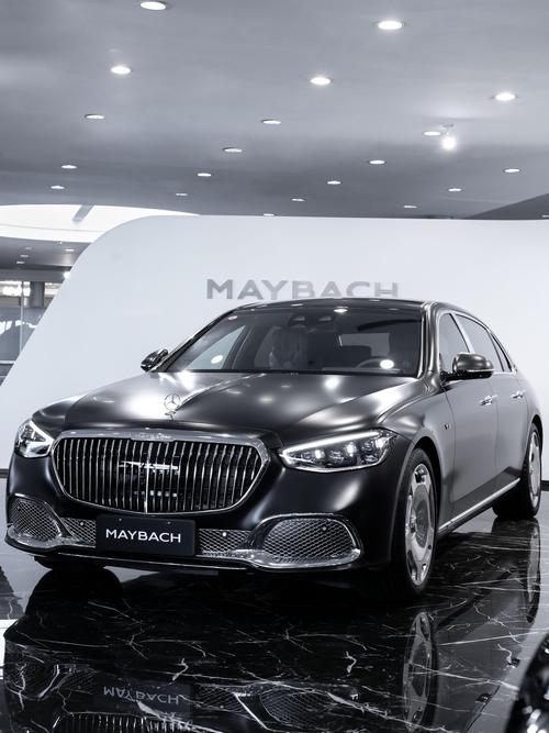 佛山61岚图汽车的售后服务让用户无忧出行，迈巴赫未来的豪华车趋势